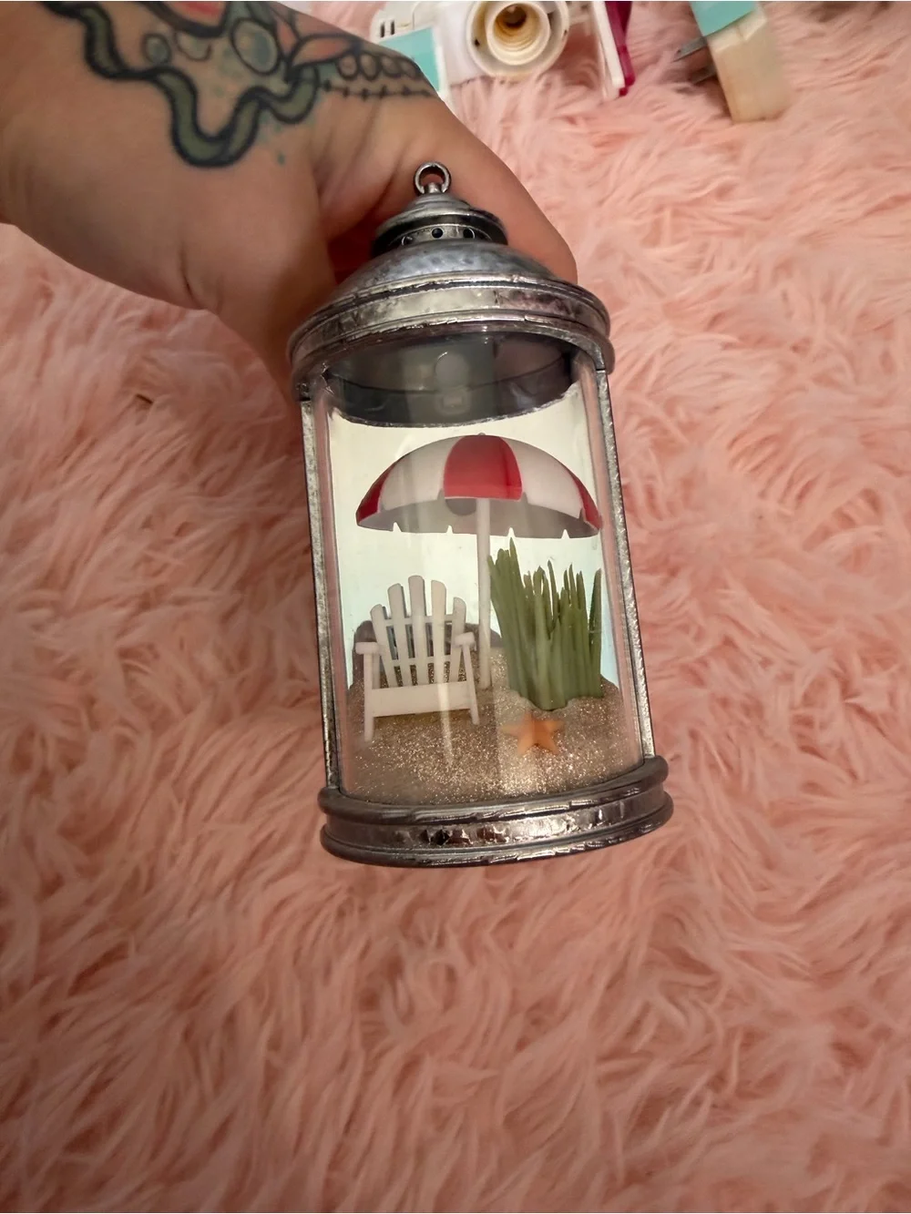 Bath & Body Works Mini Beach Lantern with Red and White Umbrella